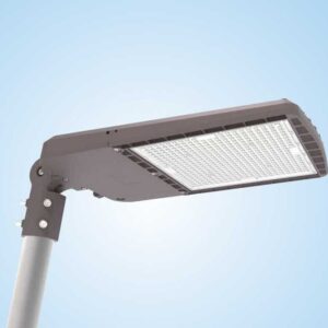 Lampara  para estacionamiento tipo cobra 100W ; AC120-277V C/Fijacion ajustable a poste / STREET LIGHT 8th gen  shoe box light
